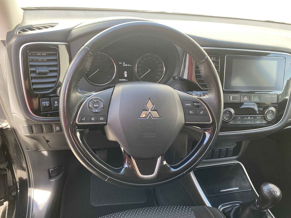 Mitsubishi Outlander 2.0 