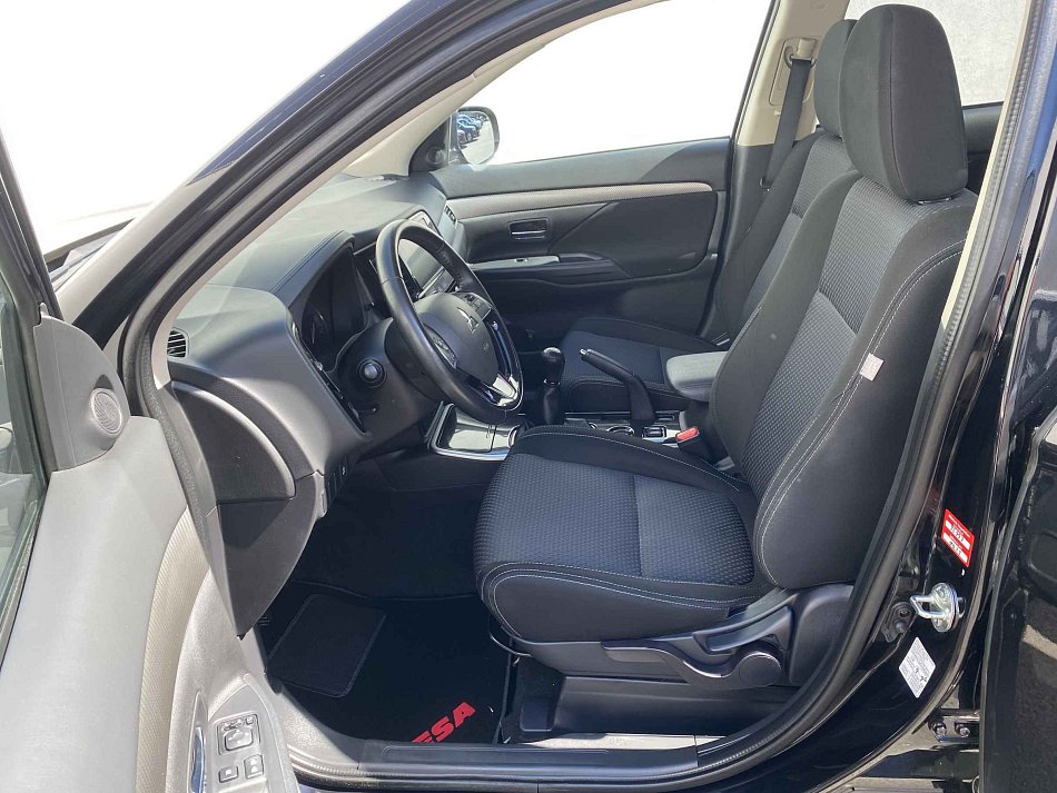 Mitsubishi Outlander 2.0 