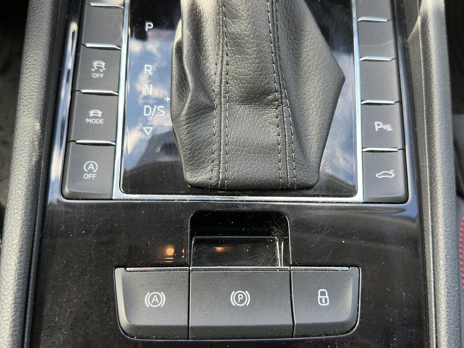 Škoda Superb III 2.0 TDi 