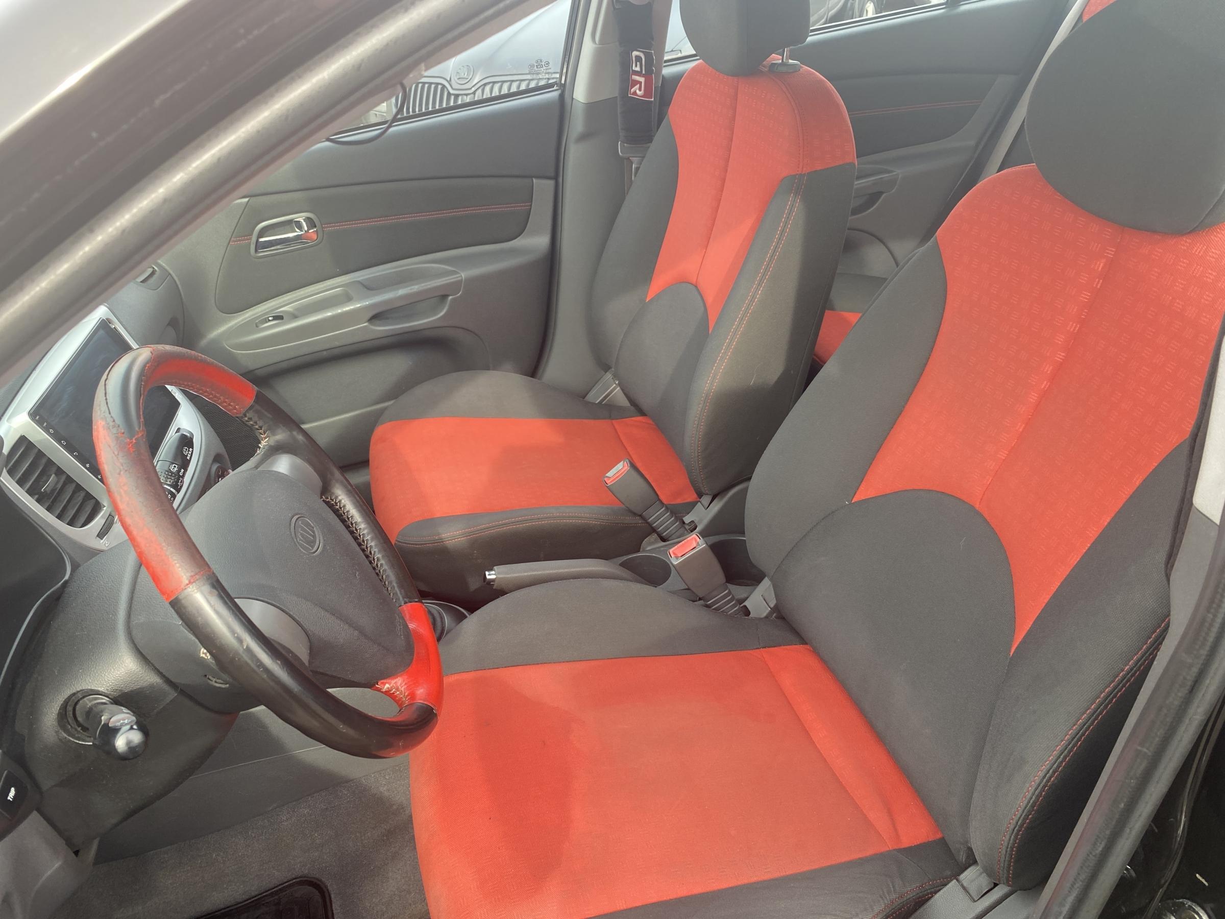 Kia Rio, 2006 - pohled č. 9