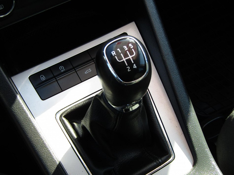 Škoda Octavia III 2.0 TDi Style