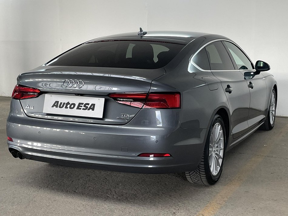 Audi A5 2.0TDi  Quattro