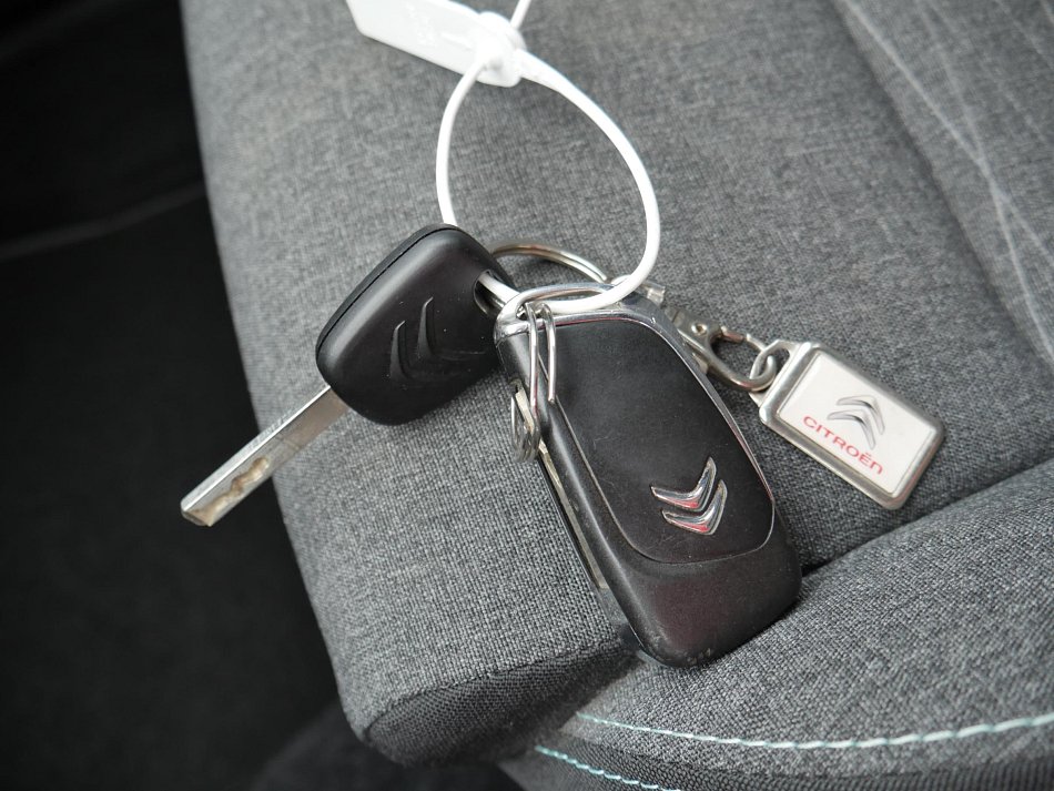 Citroën C4 1.2 PT 
