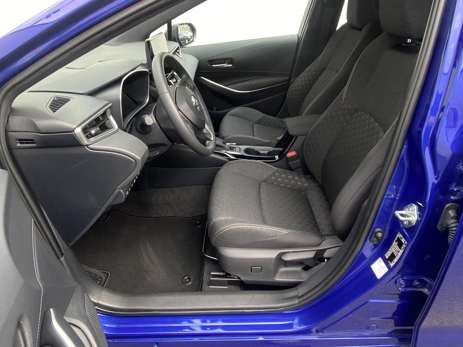 Toyota Corolla 1.8 e-CVT Comfort