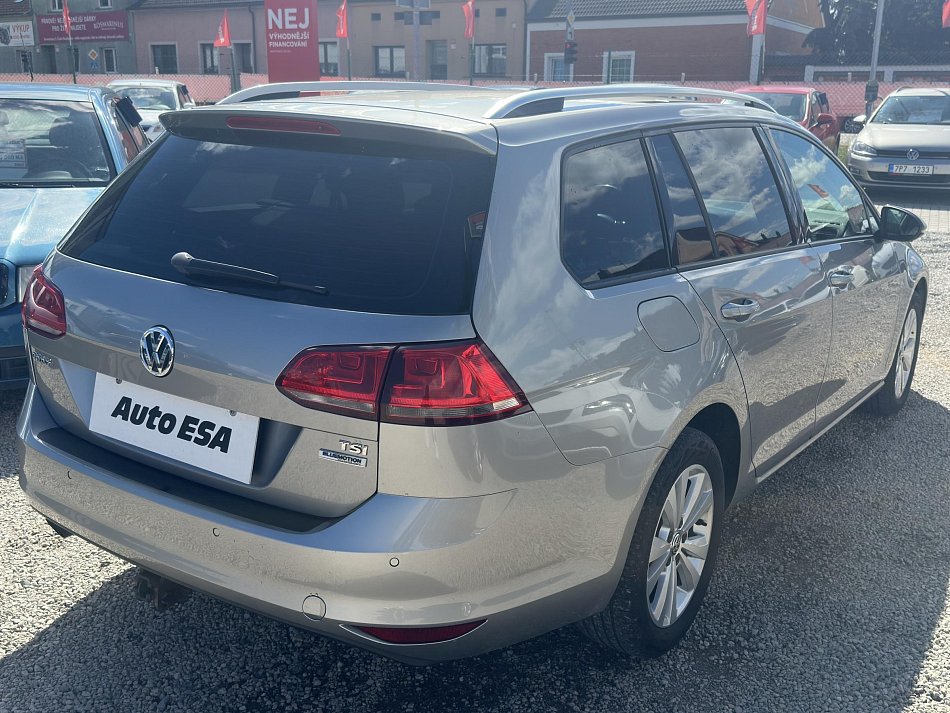 Volkswagen Golf 1.2 TSi 
