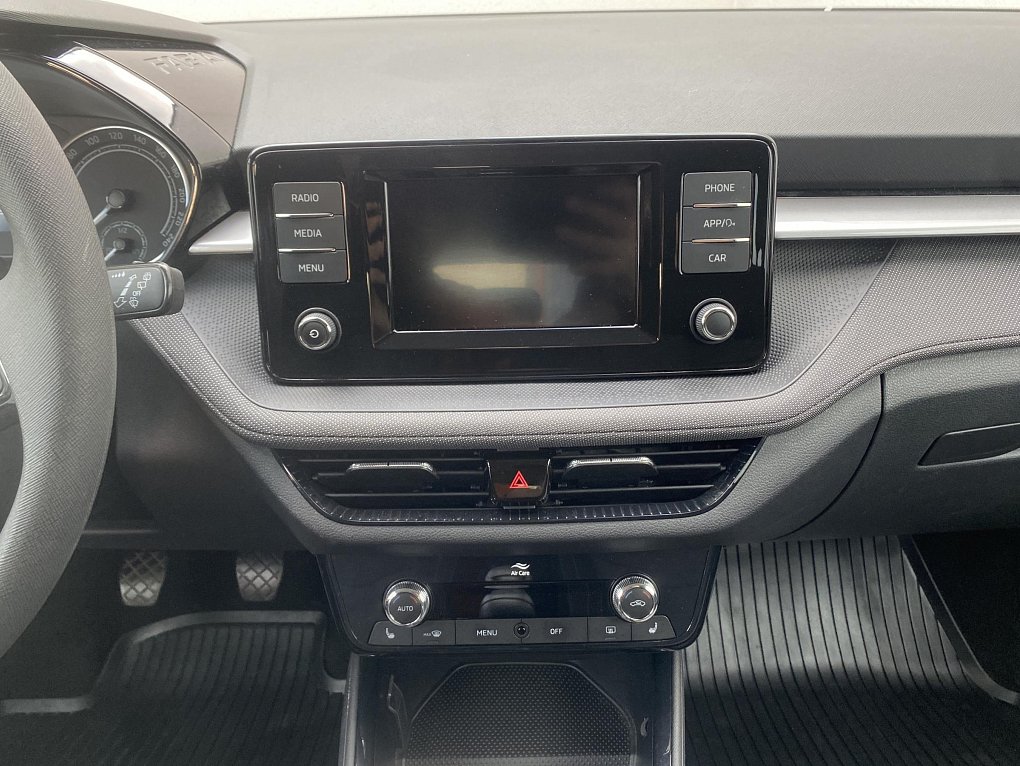 Škoda Fabia IV. 1.0 MPI 