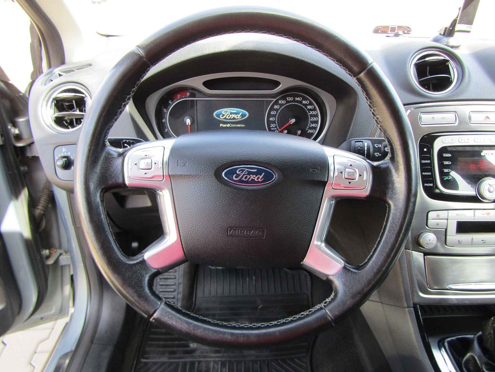 Ford Mondeo 2.0i 