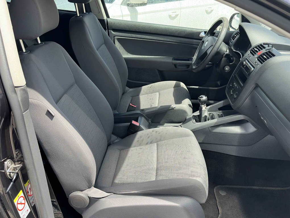 Volkswagen Golf 1.4i 