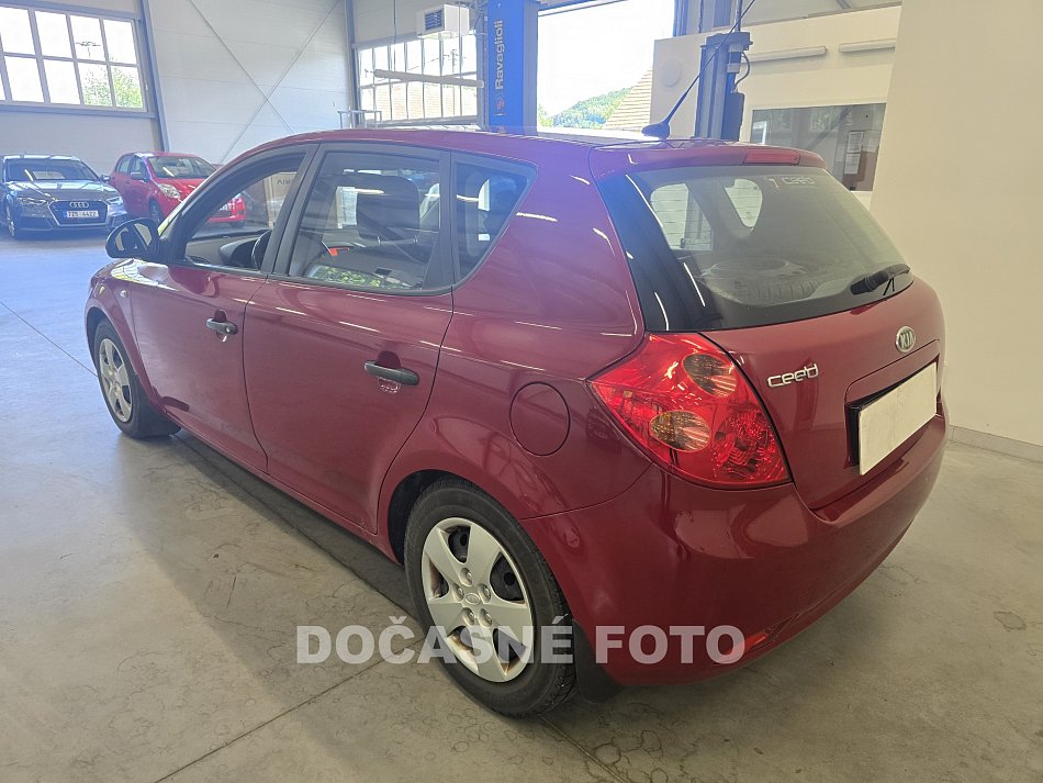 Kia Ceed 1.4i 