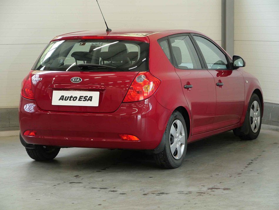 Kia Ceed 1.4i 