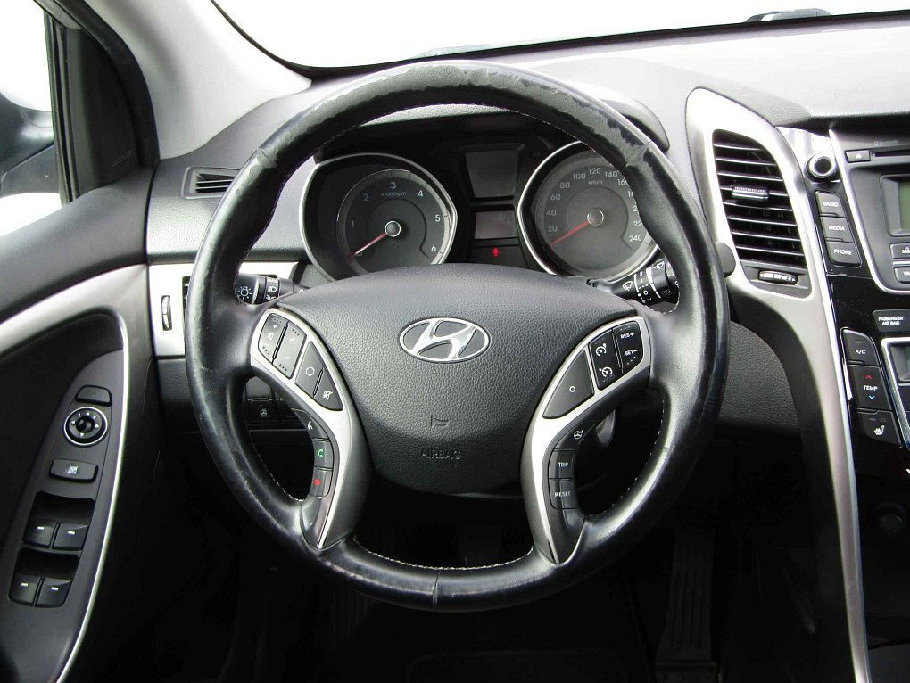 Hyundai I30 1.6CRDi 