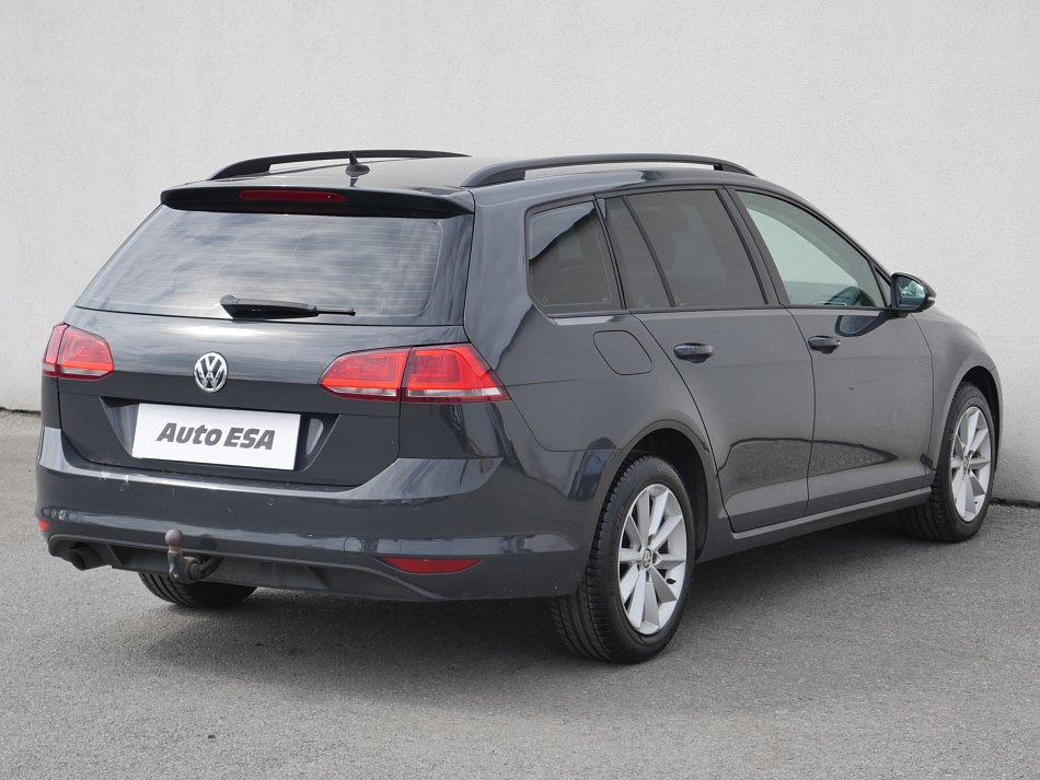 Volkswagen Golf 1.6 TDi 