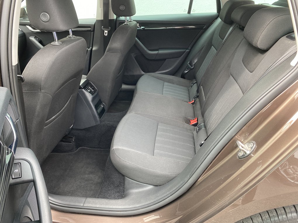 Škoda Octavia III 2.0 TDi Style