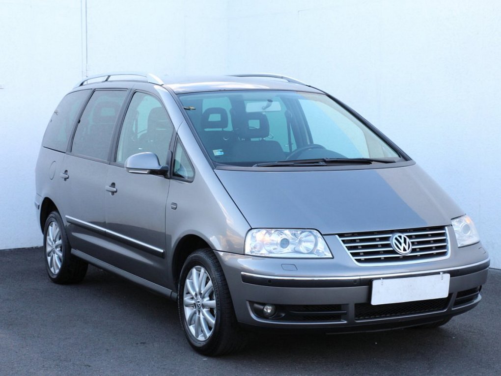 Volkswagen Sharan 2.0i 