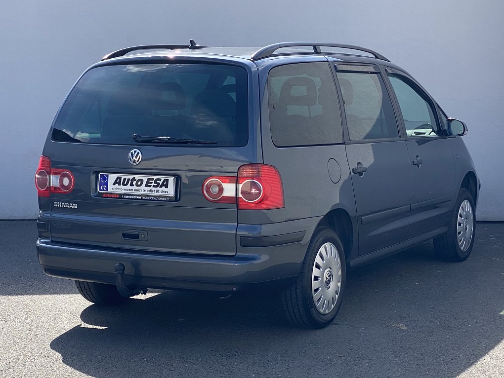 Volkswagen Sharan 2.0i 