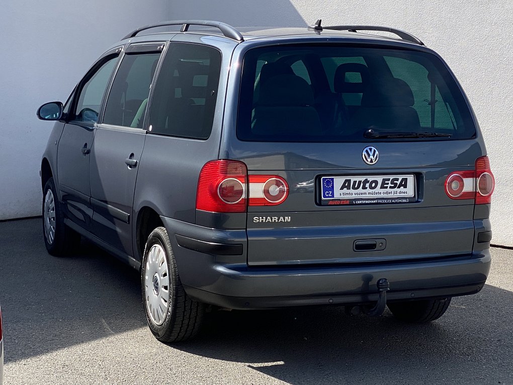 Volkswagen Sharan 2.0i 