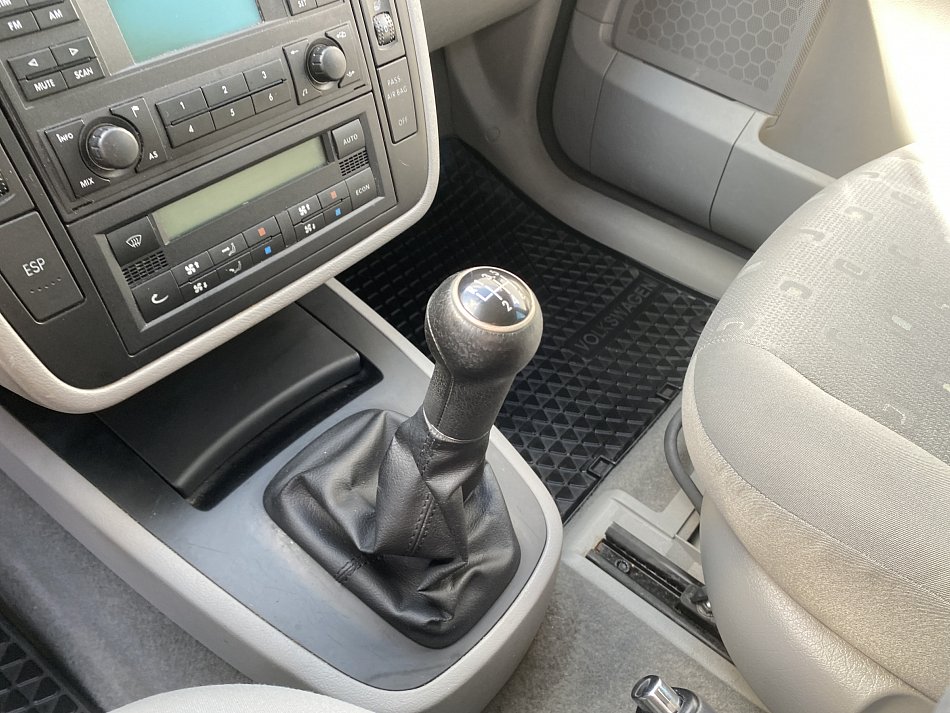 Volkswagen Sharan 2.0i 