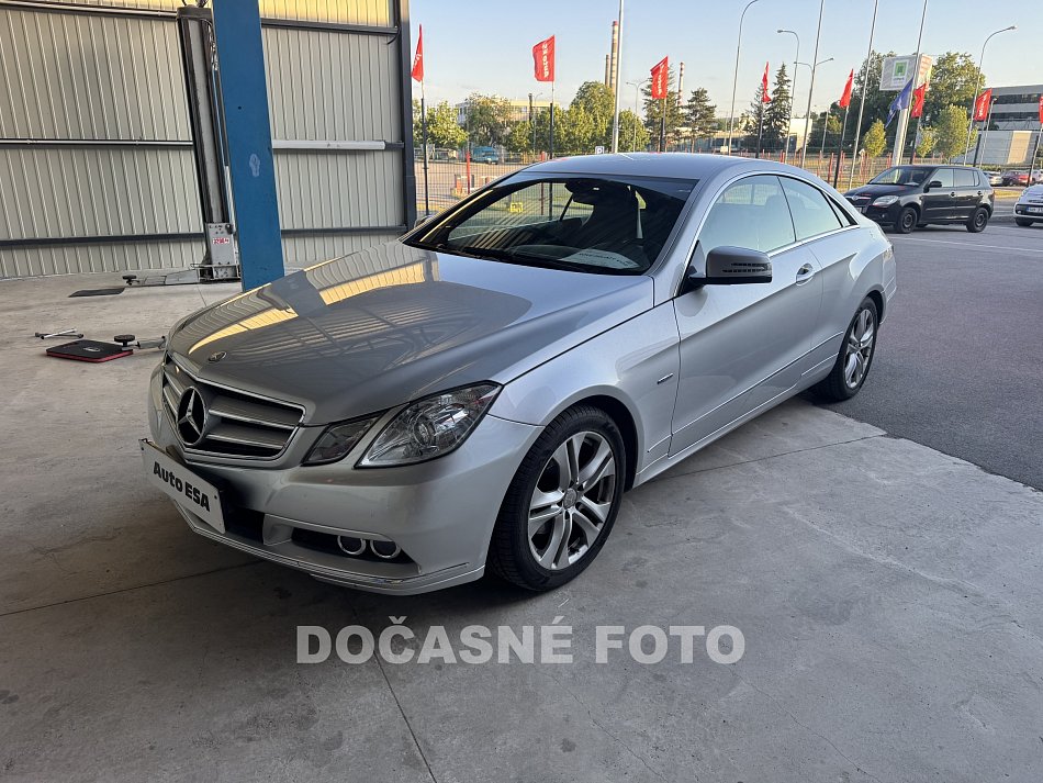 Mercedes-Benz Třída E 1.8 CGI  250