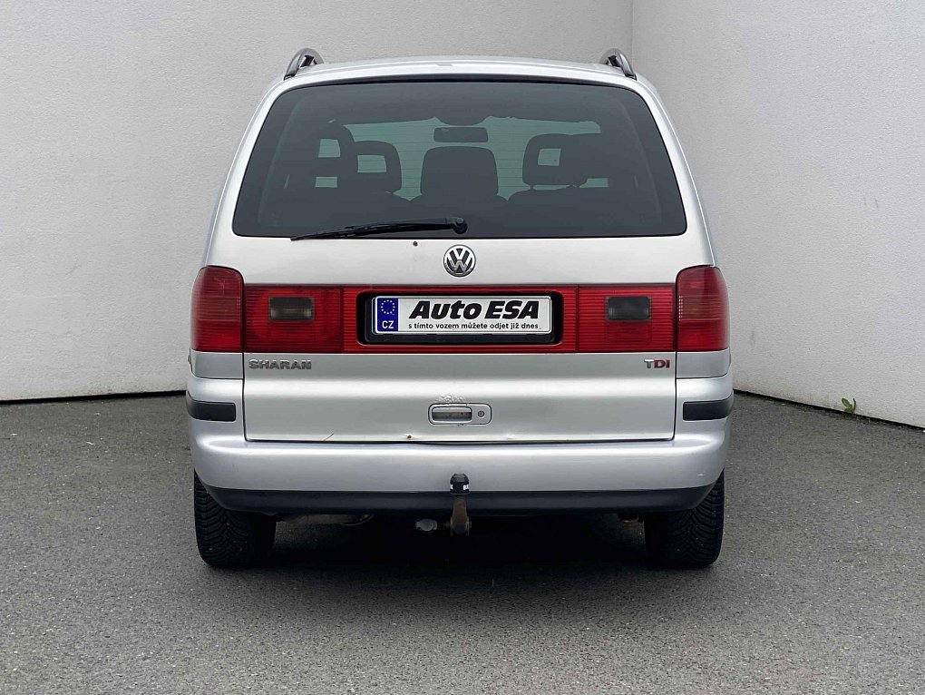 Volkswagen Sharan 1.9 TDi 
