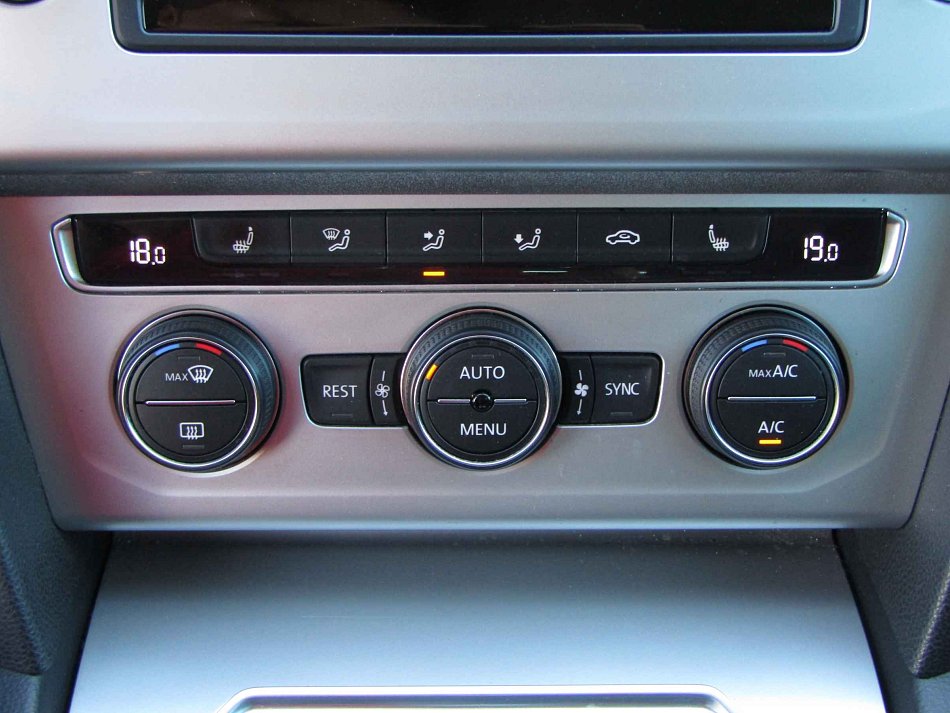 Volkswagen Passat 1.6 TDi 