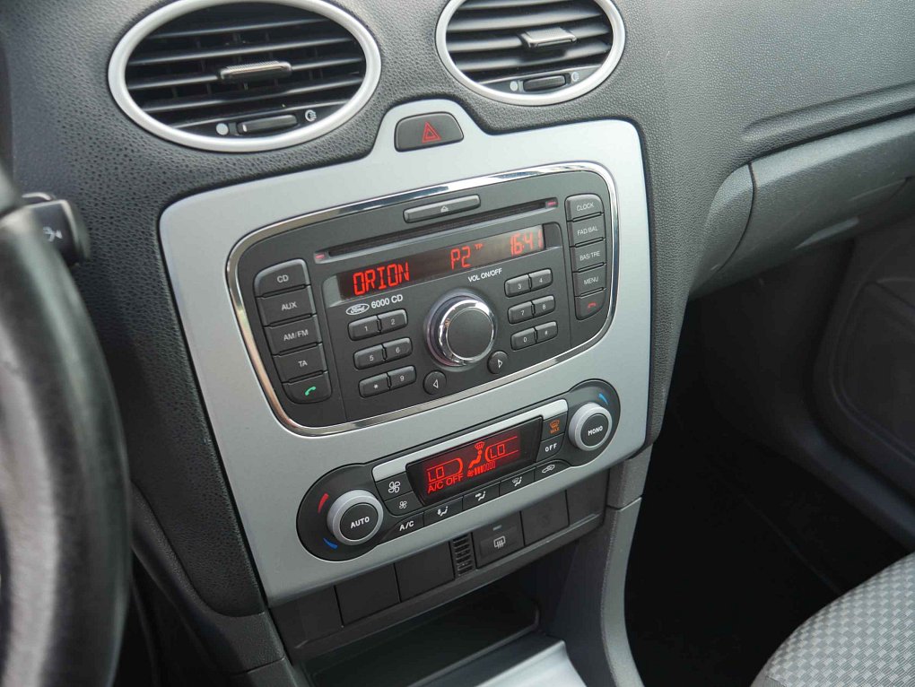 Ford Focus 1.6i 