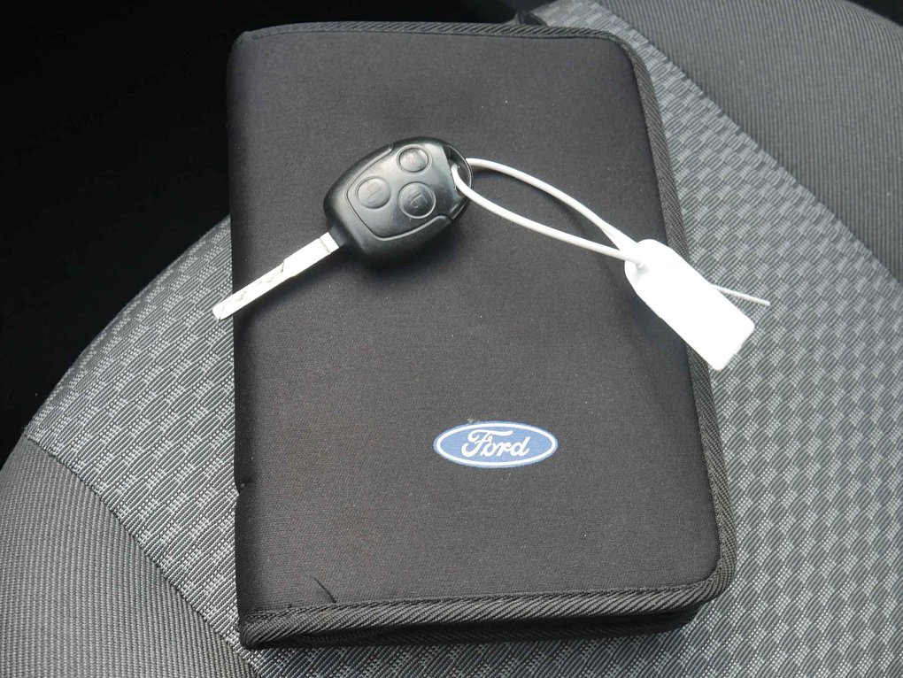 Ford Focus 1.6i 