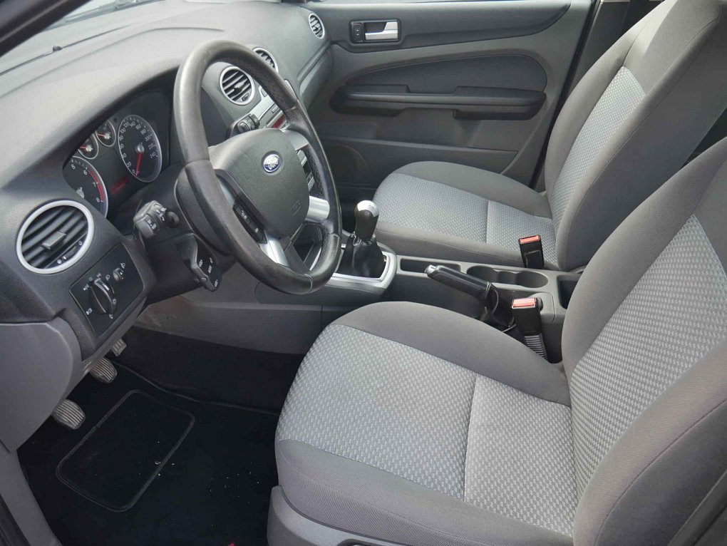 Ford Focus 1.6i 