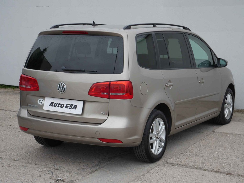 Volkswagen Touran 1.6 TDi 