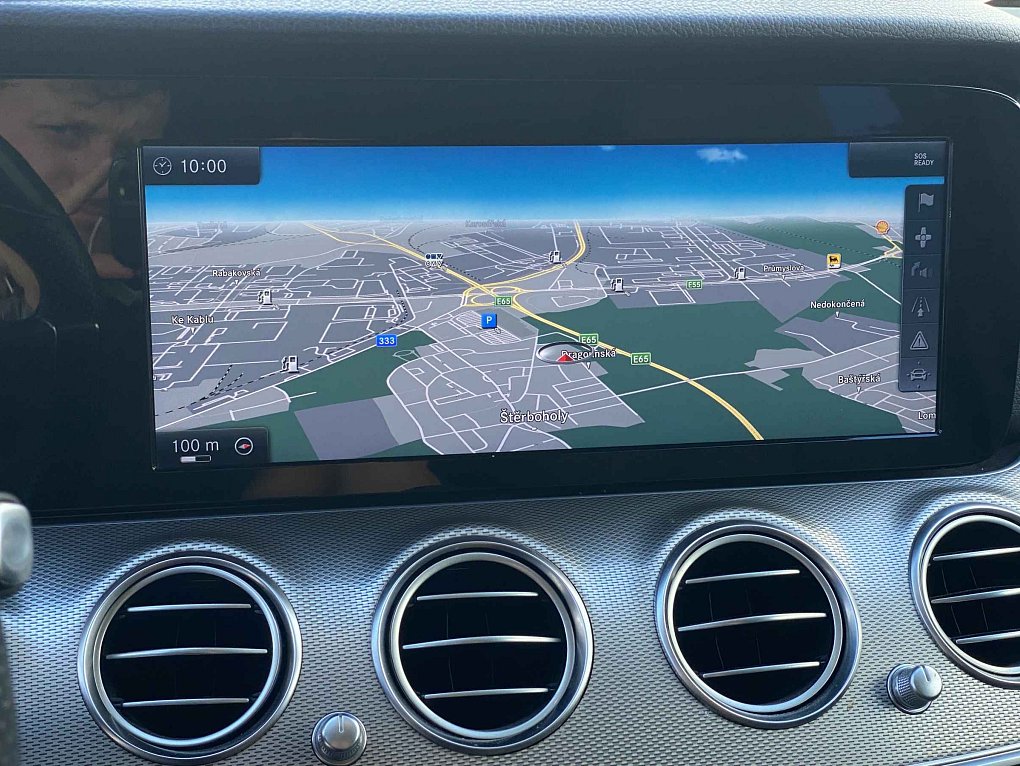 Mercedes-Benz Třída E 2.0 CGi Avantgarde E200