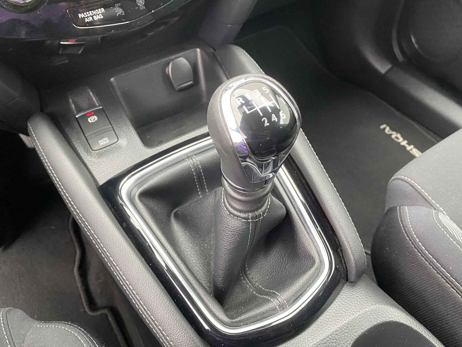 Nissan Qashqai 1.2 DIG-T 