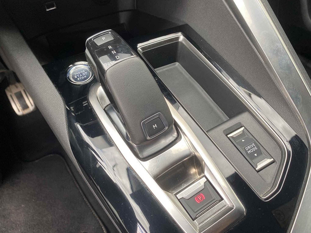 Peugeot 3008 1.2 PT GT