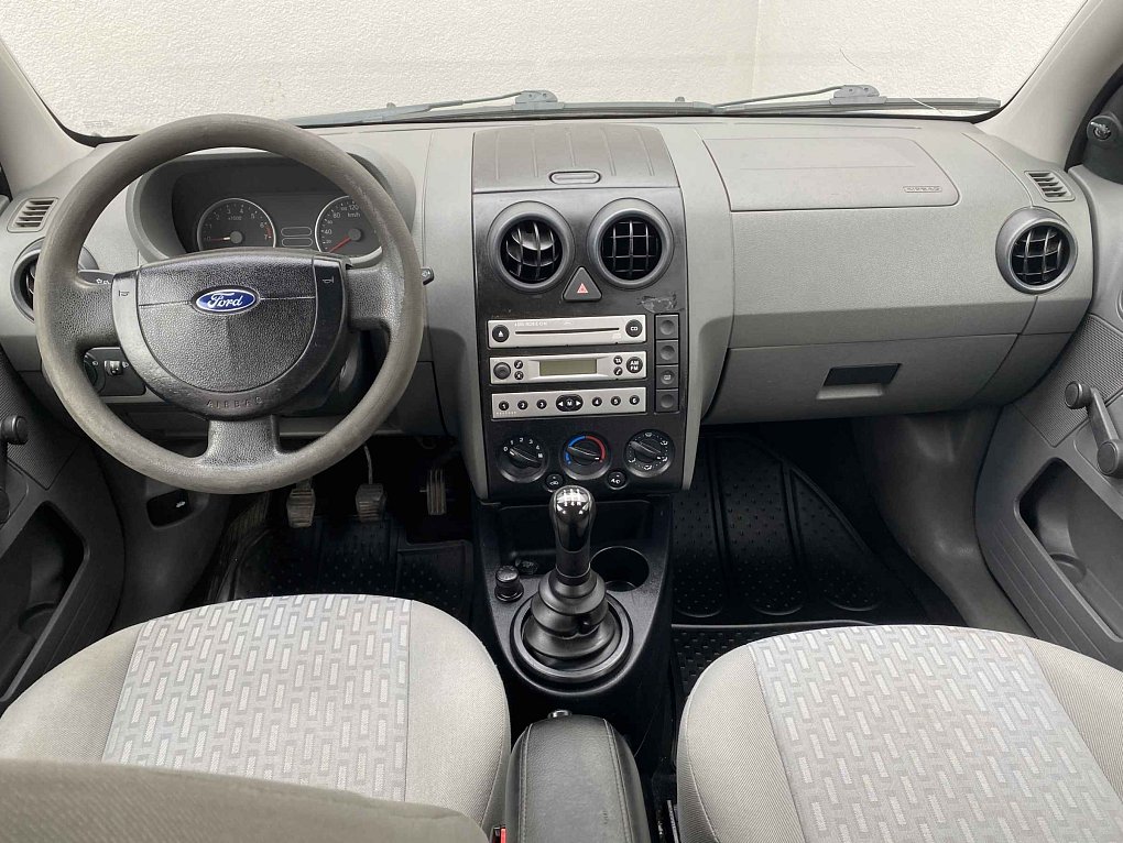 Ford Fusion 1.4 i 