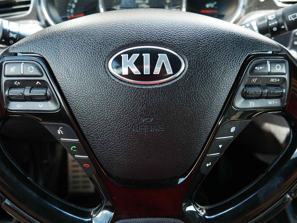 Kia Ceed 1.6T-GDi 