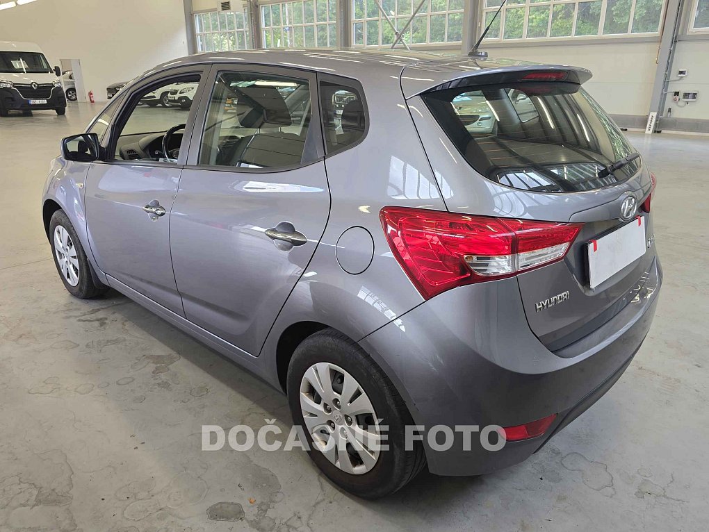 Hyundai Ix20 1.6i 