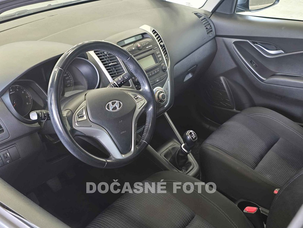 Hyundai Ix20 1.6i 