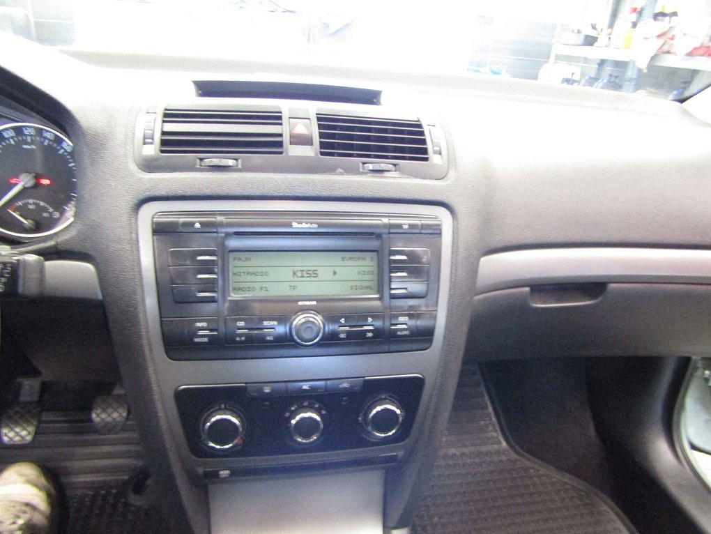 Škoda Octavia II 1.6 TDi 