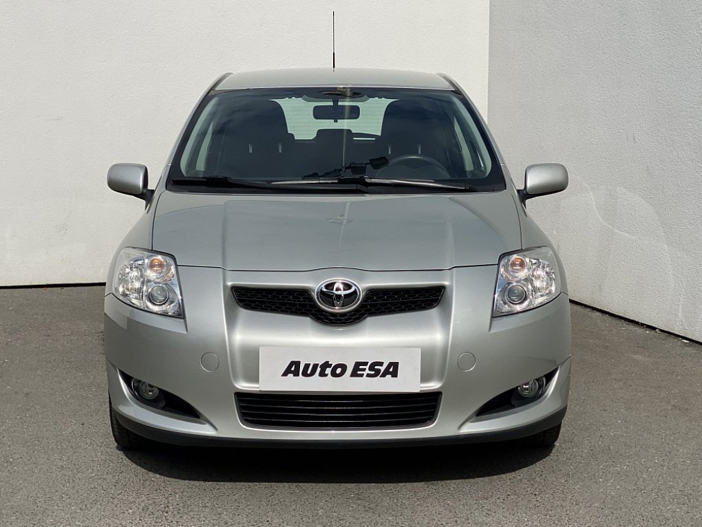 Toyota Auris 1.6 VVTi 