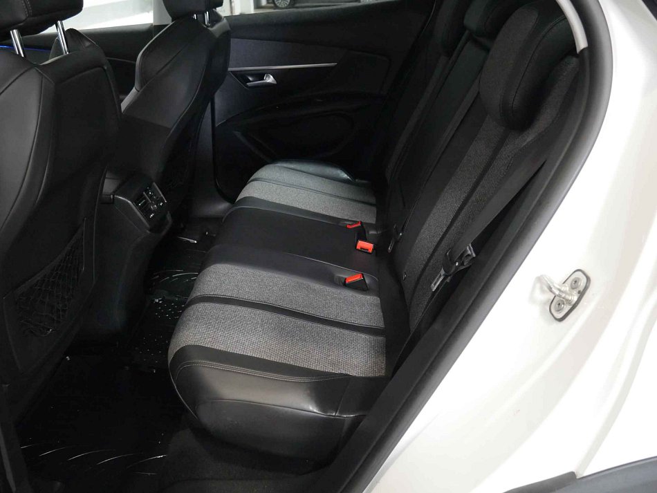 Peugeot 3008 1.6 HDi 