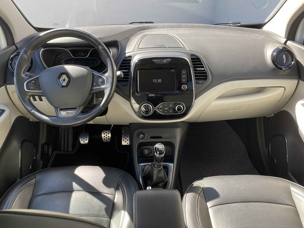 Renault Captur 1.2 TCe Initiale Paris