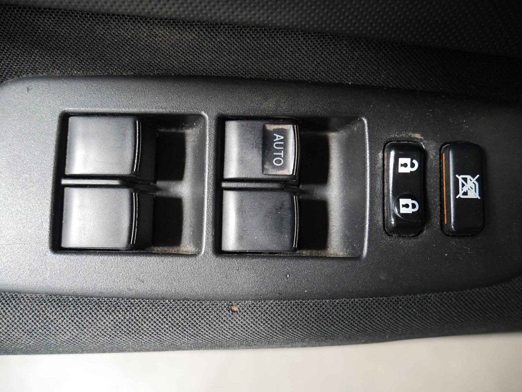 Toyota Auris 1.6 VVT-i 