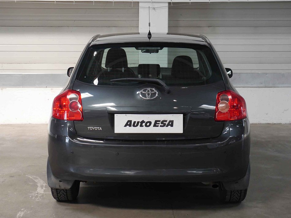 Toyota Auris 1.6 VVT-i 