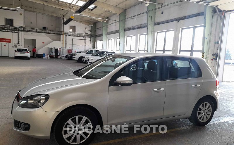 Volkswagen Golf 1.2 
