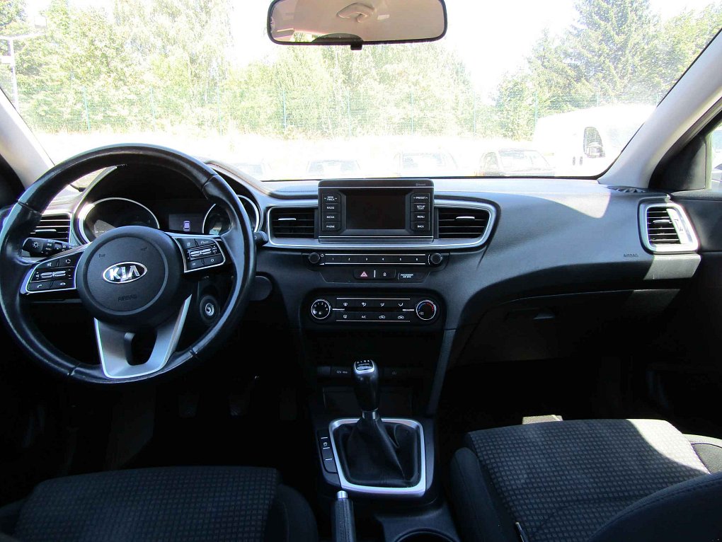 Kia Ceed 1.6 CRDi 