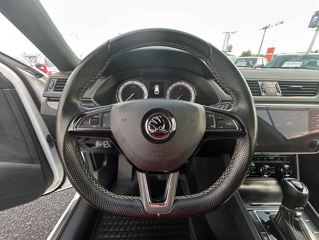 Škoda Superb III 2.0 TDi SportLine
