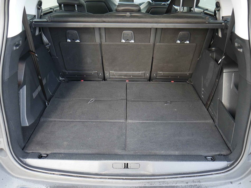 Peugeot 5008 1.2PT Allure