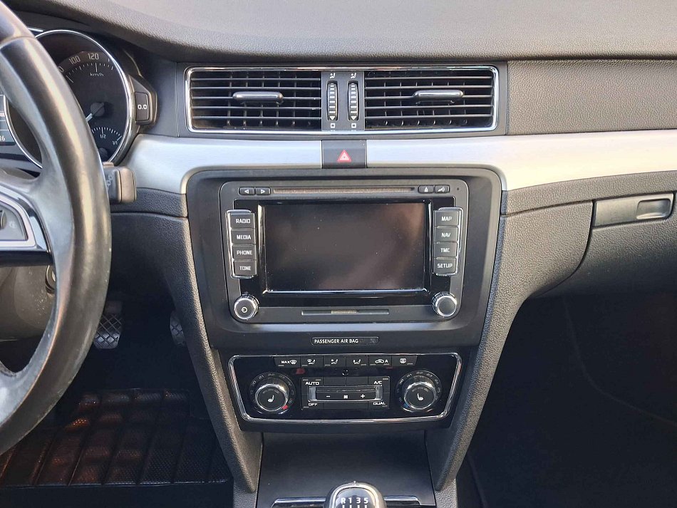 Škoda Superb II 2.0 TDi Ambition