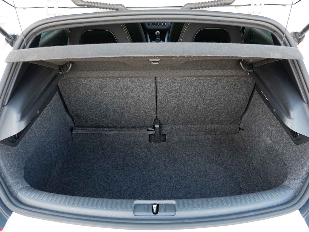 Volkswagen Scirocco 2.0 TSi 