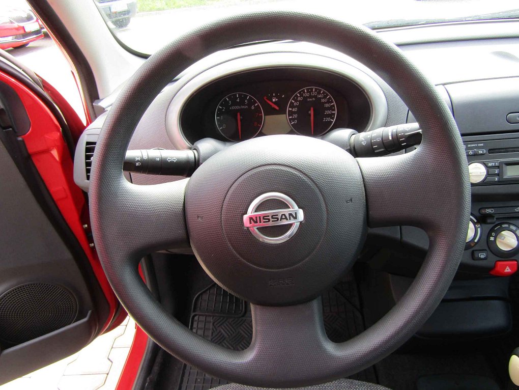 Nissan Micra 1.2i 