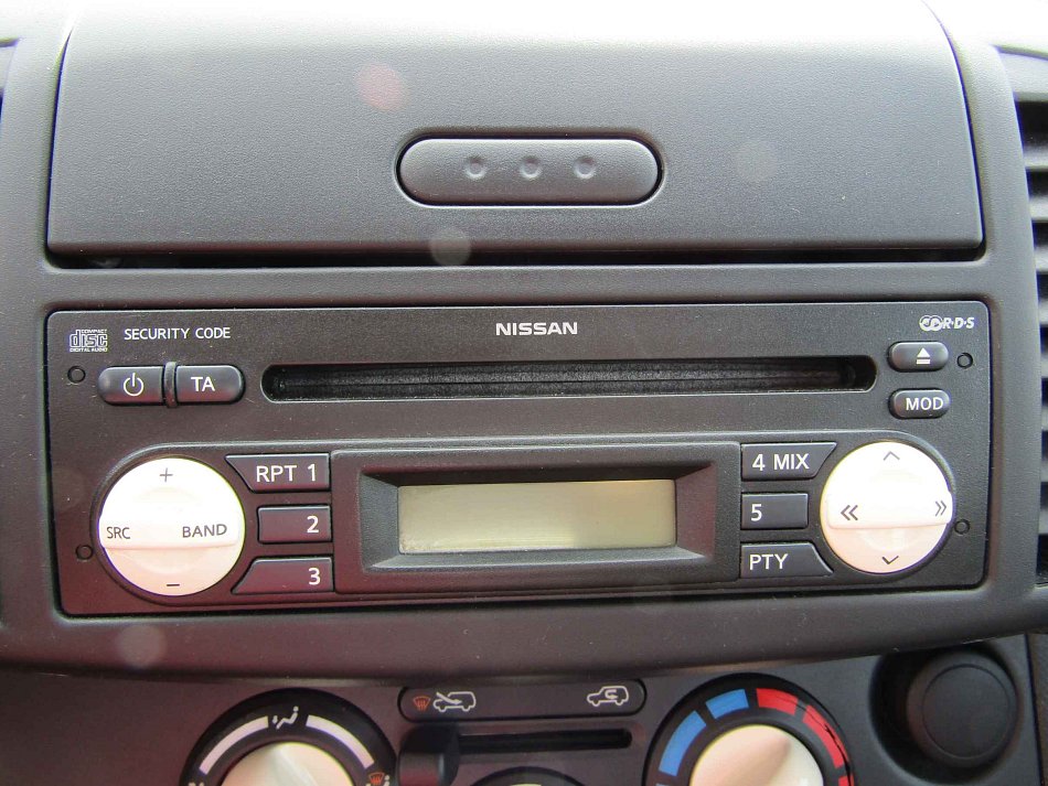 Nissan Micra 1.2i 