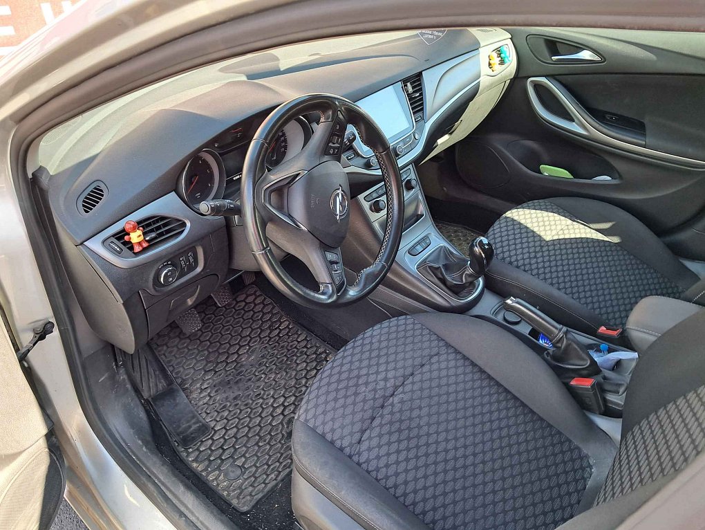 Opel Astra 1.6 D 